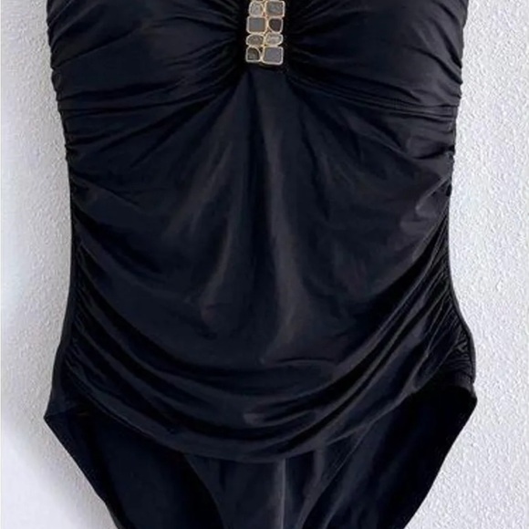 La Blanca Classic Black Swimwear - Picture 1 of 7
